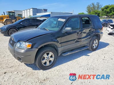 2006 FORD ESCAPE XLT 1FMCU03196KD48068 - główne zdjęcie licytacji z USA - miniatura