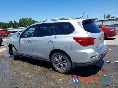 Drugie zdjęcie samochodu z przodu: 2017 NISSAN PATHFINDER SL VIN:5N1DR2MN2HC689067 - miniatura