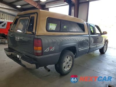 Trzecie zdjęcie samochodu z tyłu: 1999 CHEVROLET SILVERADO K1500 VIN:1GCEK19V6XE200527 - miniatura