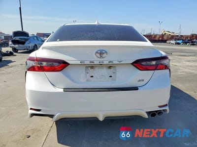 Zdjęcie 6 z 12 samochodu: 2021 TOYOTA CAMRY SE VIN:4T1T11AK8MU439523 - miniatura