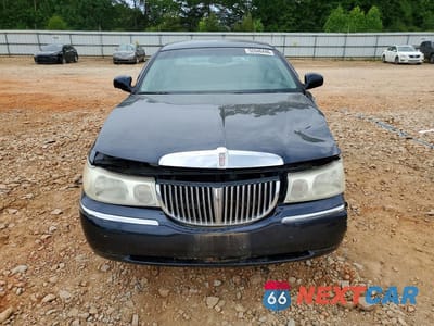 Piąte zdjęcie samochodu w środku: 1999 LINCOLN TOWN CAR EXECUTIVE VIN:1LNHM81W4XY665208 - miniatura