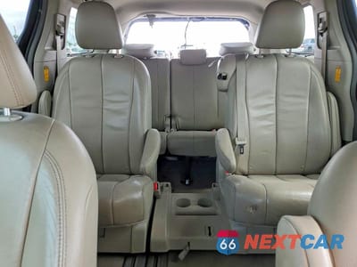 Zdjęcie 10 z 14 samochodu: 2014 TOYOTA SIENNA XLE 8-PASSENGER VIN:5TDYK3DC2ES508123 - miniatura