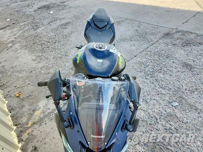 Piąte zdjęcie samochodu w środku: 2022 KAWASAKI ZX636 K VIN:JKBZXJH12NA013135 - miniatura