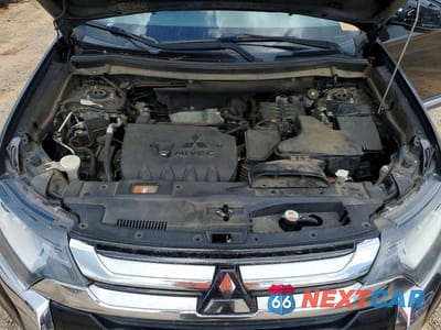 Zdjęcie 11 z 12 samochodu: 2018 MITSUBISHI OUTLANDER SE VIN:JA4AD3A38JJ005441 - miniatura