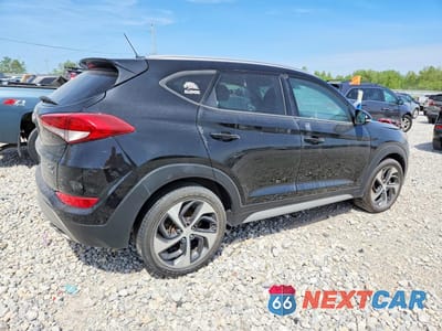 Trzecie zdjęcie samochodu z tyłu: 2017 HYUNDAI TUCSON SPORT VIN:KM8J3CA24HU374561 - miniatura