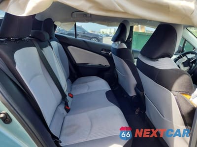Zdjęcie 10 z 12 samochodu: 2016 TOYOTA PRIUS TWO ECO VIN:JTDKARFU7G3007038 - miniatura