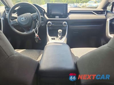 Zdjęcie 8 z 13 samochodu: 2020 TOYOTA RAV4 XLE VIN:2T3W1RFV0LW074775 - miniatura
