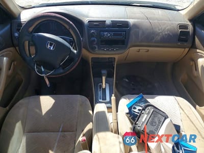 Zdjęcie 8 z 12 samochodu: 2005 HONDA CIVIC DX VP VIN:1HGES16375L029624 - miniatura