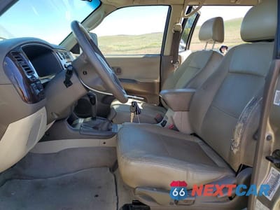 Zdjęcie 7 z 13 samochodu: 2002 MITSUBISHI MONTERO SPORT LIMITED VIN:JA4MT41R92J051095 - miniatura