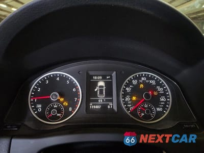 Zdjęcie 9 z 13 samochodu: 2017 VOLKSWAGEN TIGUAN S VIN:WVGBV7AXXHK000324 - miniatura