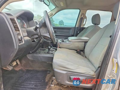 Zdjęcie 7 z 13 samochodu: 2014 RAM 3500 ST VIN:3C63RRGL2EG310698 - miniatura