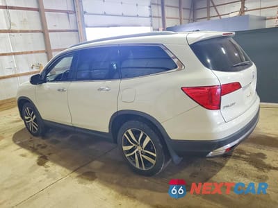 Drugie zdjęcie samochodu z przodu: 2017 HONDA PILOT TOURING VIN:5FNYF6H9XHB098345 - miniatura