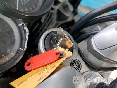 Zdjęcie 8 z 9 samochodu: 2008 YAMAHA FJR1300 A VIN:JYARP15Y18A000940 - miniatura