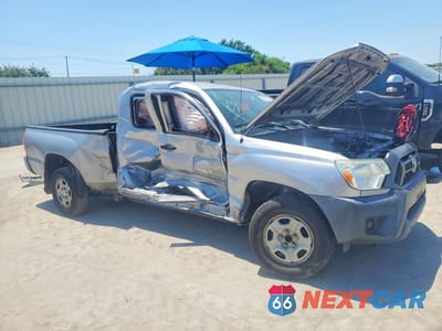 Czwarte zdjęcie samochodu z boku: 2015 TOYOTA TACOMA ACCESS CAB VIN:5TFTX4CN1FX052177 - miniatura