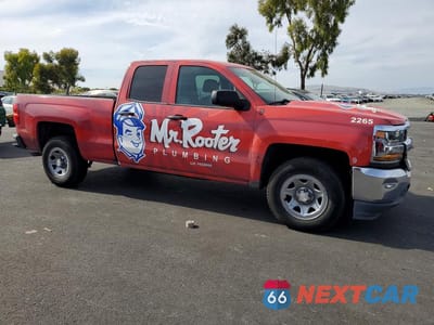 Czwarte zdjęcie samochodu z boku: 2017 CHEVROLET SILVERADO C1500 VIN:1GCRCNEC7HZ222265 - miniatura