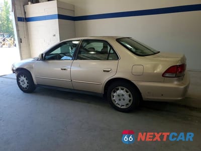 Drugie zdjęcie samochodu z przodu: 2001 HONDA ACCORD LX VIN:1HGCG554X1A014132 - miniatura