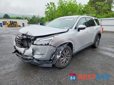 2022 NISSAN PATHFINDER SV 5N1DR3BC7NC240311 - główne zdjęcie licytacji z USA - miniatura