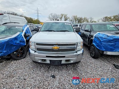 Piąte zdjęcie samochodu w środku: 2013 CHEVROLET SILVERADO K1500 HYBRID VIN:3GCUKUEJ6DG235461 - miniatura