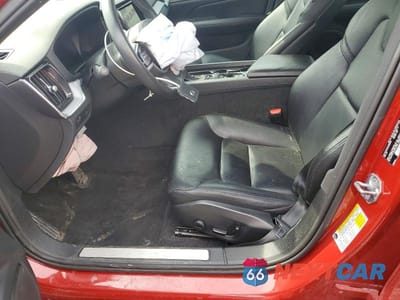 Zdjęcie 7 z 13 samochodu: 2020 VOLVO S60 T6 MOMENTUM VIN:7JRA22TK4LG066765 - miniatura