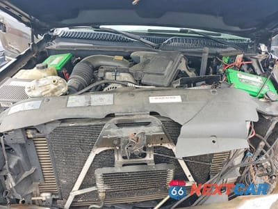Zdjęcie 11 z 12 samochodu: 2005 CHEVROLET SILVERADO K2500 HEAVY DUTY VIN:1GCHK292X5E174049 - miniatura