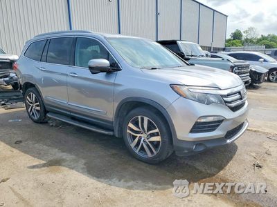 Czwarte zdjęcie samochodu z boku: 2017 HONDA PILOT TOURING VIN:5FNYF6H9XHB104788 - miniatura