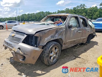 2013 CHEVROLET TAHOE C1500 LTZ 1GNSCCE05DR120427 - główne zdjęcie licytacji z USA - miniatura