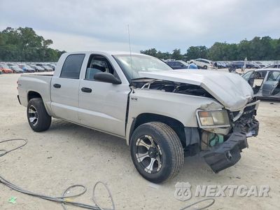 Czwarte zdjęcie samochodu z boku: 2011 DODGE DAKOTA SLT VIN:1D7RW3GP1BS679493 - miniatura