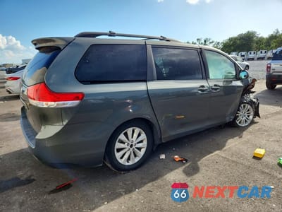 Trzecie zdjęcie samochodu z tyłu: 2014 TOYOTA SIENNA XLE 8-PASSENGER VIN:5TDYK3DC2ES504380 - miniatura