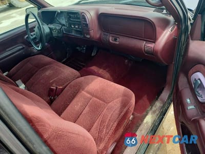 Zdjęcie 8 z 12 samochodu: 1998 GMC SIERRA C1500 VIN:2GTEC19R6W1519782 - miniatura