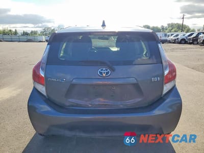 Zdjęcie 6 z 12 samochodu: 2016 TOYOTA PRIUS C TWO VIN:JTDKDTB37G1117035 - miniatura