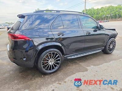 Trzecie zdjęcie samochodu z tyłu: 2023 MERCEDES-BENZ GLE 350 4MATIC VIN:4JGFB4KB9PA938704 - miniatura