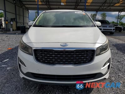 Piąte zdjęcie samochodu w środku: 2019 KIA SEDONA LX VIN:KNDMB5C14K6534731 - miniatura