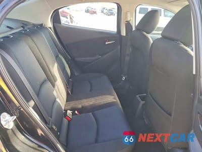 Zdjęcie 10 z 12 samochodu: 2016 SCION IA BASE VIN:3MYDLBZV0GY108607 - miniatura