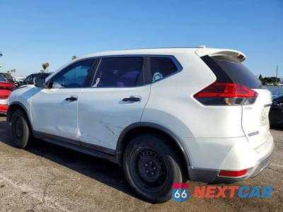 Drugie zdjęcie samochodu z przodu: 2017 NISSAN ROGUE S VIN:KNMAT2MT2HP547396 - miniatura