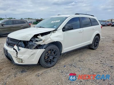 2019 DODGE JOURNEY SE 3C4PDCBB1KT687093 - główne zdjęcie licytacji z USA - miniatura