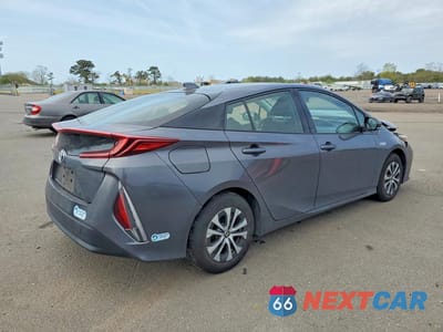 Trzecie zdjęcie samochodu z tyłu: 2020 TOYOTA PRIUS PRIME LE VIN:JTDKARFP6L3124033 - miniatura