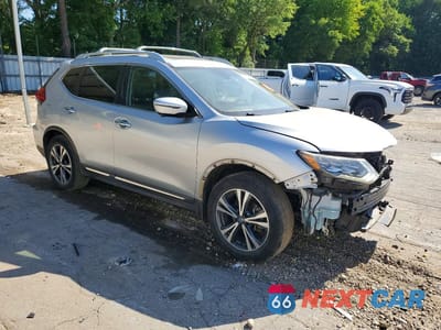 Czwarte zdjęcie samochodu z boku: 2017 NISSAN ROGUE S VIN:JN8AT2MT9HW405914 - miniatura