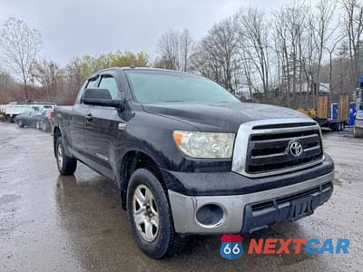 2010 TOYOTA TUNDRA DOUBLE CAB SR5 5TFUY5F13AX122884 - główne zdjęcie licytacji z USA - miniatura