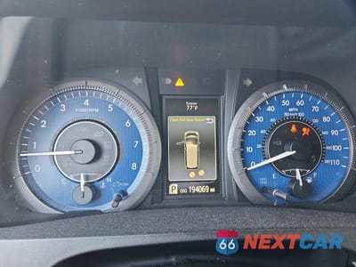 Zdjęcie 9 z 14 samochodu: 2017 TOYOTA SIENNA XLE 8-PASSENGER VIN:5TDYZ3DC7HS807820 - miniatura