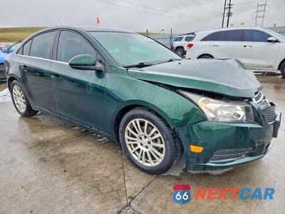 Czwarte zdjęcie samochodu z boku: 2014 CHEVROLET CRUZE ECO VIN:1G1PH5SB2E7179801 - miniatura