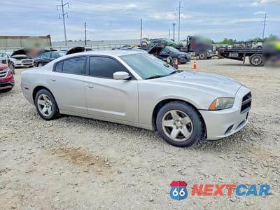 Czwarte zdjęcie samochodu z boku: 2012 DODGE CHARGER POLICE VIN:2C3CDXAT7CH204043 - miniatura