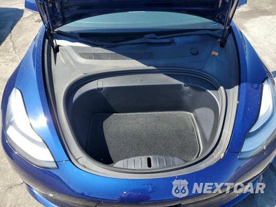 Zdjęcie 11 z 12 samochodu: 2018 TESLA MODEL 3 VIN:5YJ3E1EB2JF120402 - miniatura