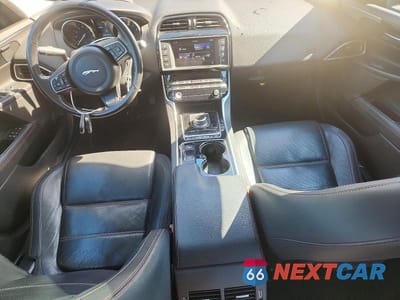 Zdjęcie 8 z 12 samochodu: 2017 JAGUAR XE PRESTIGE VIN:SAJAK4BVXHA973702 - miniatura
