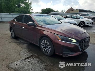 Czwarte zdjęcie samochodu z boku: 2024 NISSAN ALTIMA SV VIN:1N4BL4DV6RN308261 - miniatura