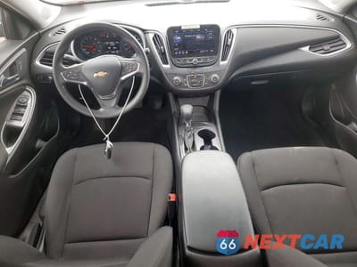 Zdjęcie 8 z 12 samochodu: 2021 CHEVROLET MALIBU LS VIN:1G1ZC5ST0MF002037 - miniatura