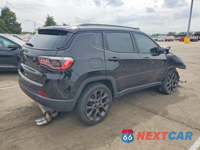 Trzecie zdjęcie samochodu z tyłu: 2021 JEEP COMPASS 80TH EDITION VIN:3C4NJDEB7MT524887 - miniatura