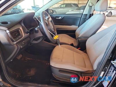 Zdjęcie 7 z 13 samochodu: 2019 KIA RIO S VIN:3KPA24ABXKE215806 - miniatura