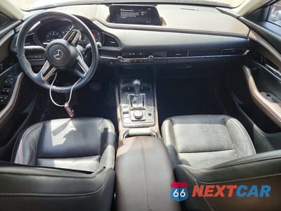 Zdjęcie 8 z 13 samochodu: 2021 MAZDA CX-30 PREMIUM VIN:3MVDMBDL7MM318060 - miniatura