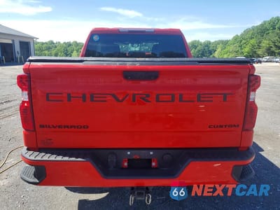 Zdjęcie 6 z 12 samochodu: 2022 CHEVROLET SILVERADO K1500 CUSTOM VIN:1GCPDBEK3NZ544715 - miniatura