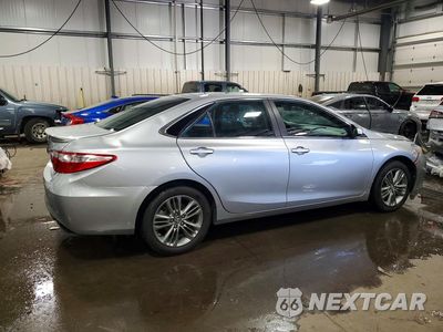 Trzecie zdjęcie samochodu z tyłu: 2016 TOYOTA CAMRY SE VIN:4T1BF1FK7GU263364 - miniatura
